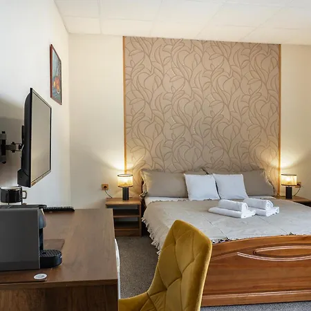 Hotel Rodinny Myslivna